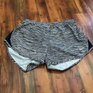 🌺LAST CHANCE🌺Nike running shorts